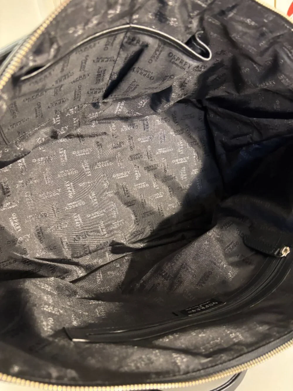 2016 Pebble Beach Concours Road Race OSPREY by Graeme Ellisdon Tote